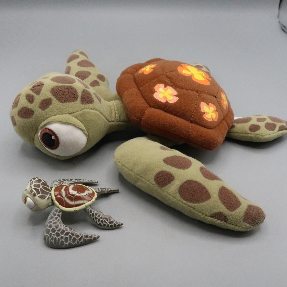 Disney‎ Parks Pixar Finding Nemo SQUIRT Sea Turtle Plush 11" Stuffed Animal